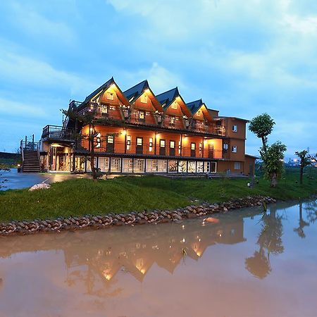 Artisan Hostel Тоучэн Экстерьер фото