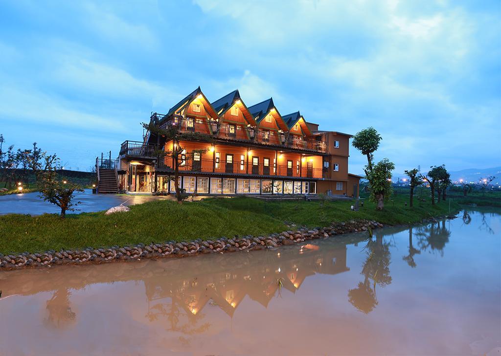 Artisan Hostel Тоучэн Экстерьер фото